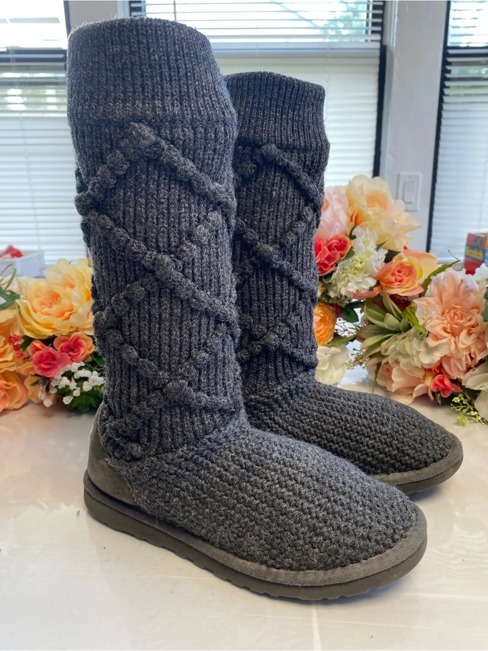 UGG Classic Argyle Knit Tall Sweater Boots Charcoal Gray Sheepskin Women’s 6